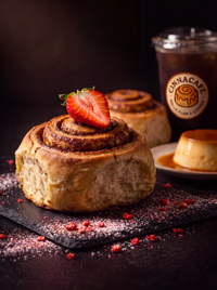 Aardbei Cinnamon Roll